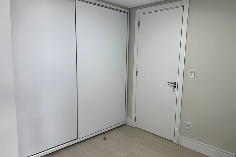 Apto Duplex 3 suítes ao lado Via Gastronômica