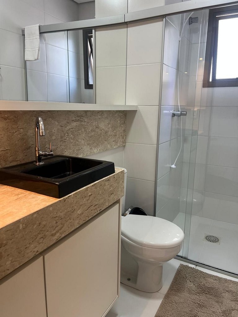 Apartamento próximo à Via Gastronômica com 2 dormitórios