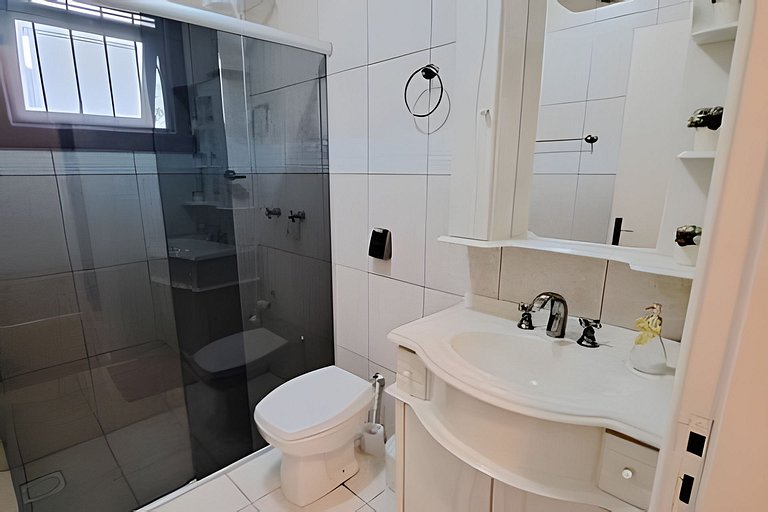 Casa Caminhos de Pedra ao lado da casa da ovelha