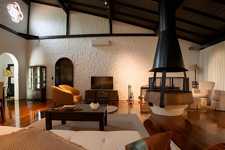 Casa na Serra Gaúcha com piscina disponível