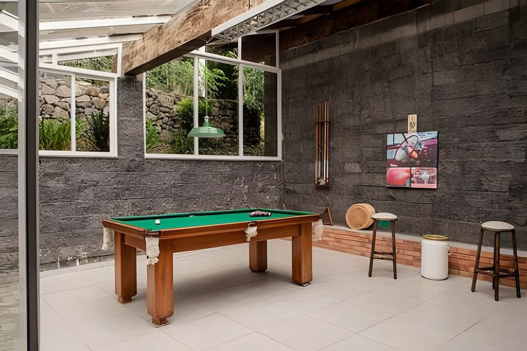 Sítio Paixão de São Miguel piscina e sala de jogo