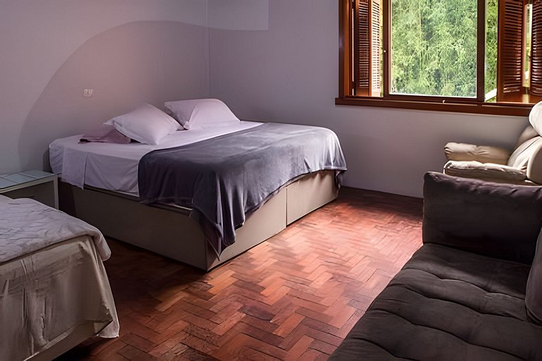 Casa 4 suíte, piscina interna em Pinto Bandeira