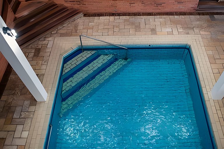 Casa 4 suíte, piscina interna em Pinto Bandeira
