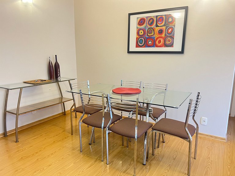 Apartamento no centro 50 metros da Via del Vinho