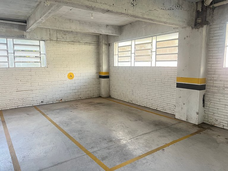 Apto 2 quartos no centro