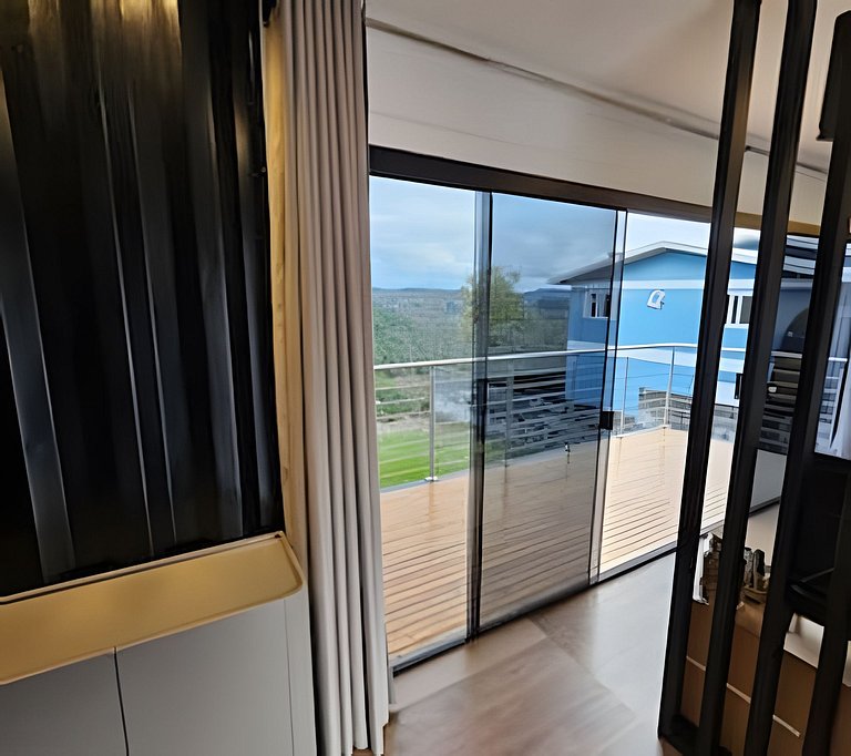 Container Charmoso com Vista para o Vale