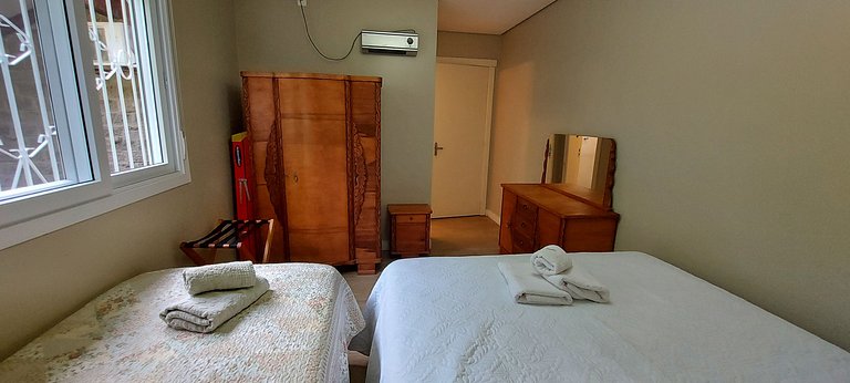 Sítio Exclusivo com Piscina, Lareira e Natureza