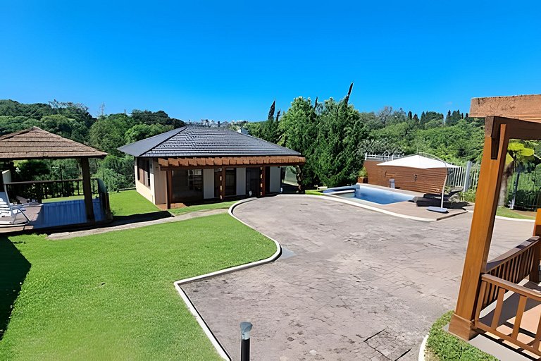 Casa com Adega na  Serra Gaúcha