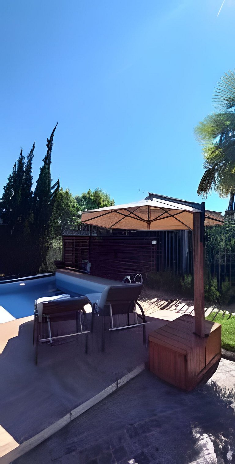 Casa com Adega na  Serra Gaúcha